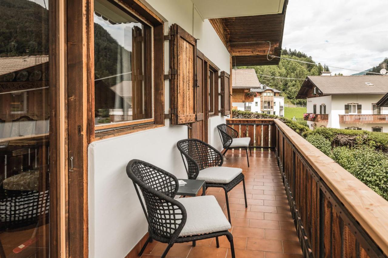 Chalet Scherlin St. Ulrich in Gröden Exterior foto