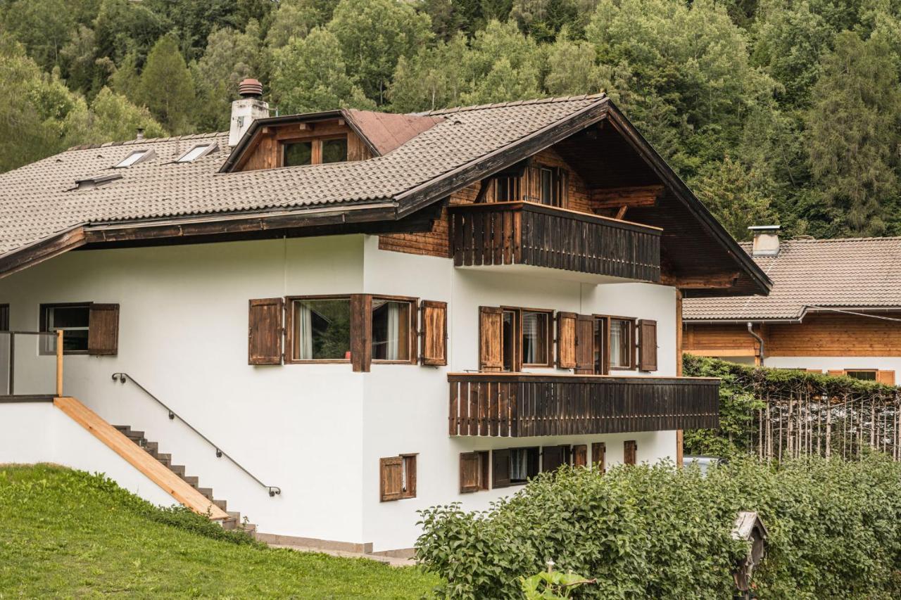 Chalet Scherlin St. Ulrich in Gröden Exterior foto